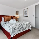 Earthy Elegance: Nature Inspired Flat In Prime Location